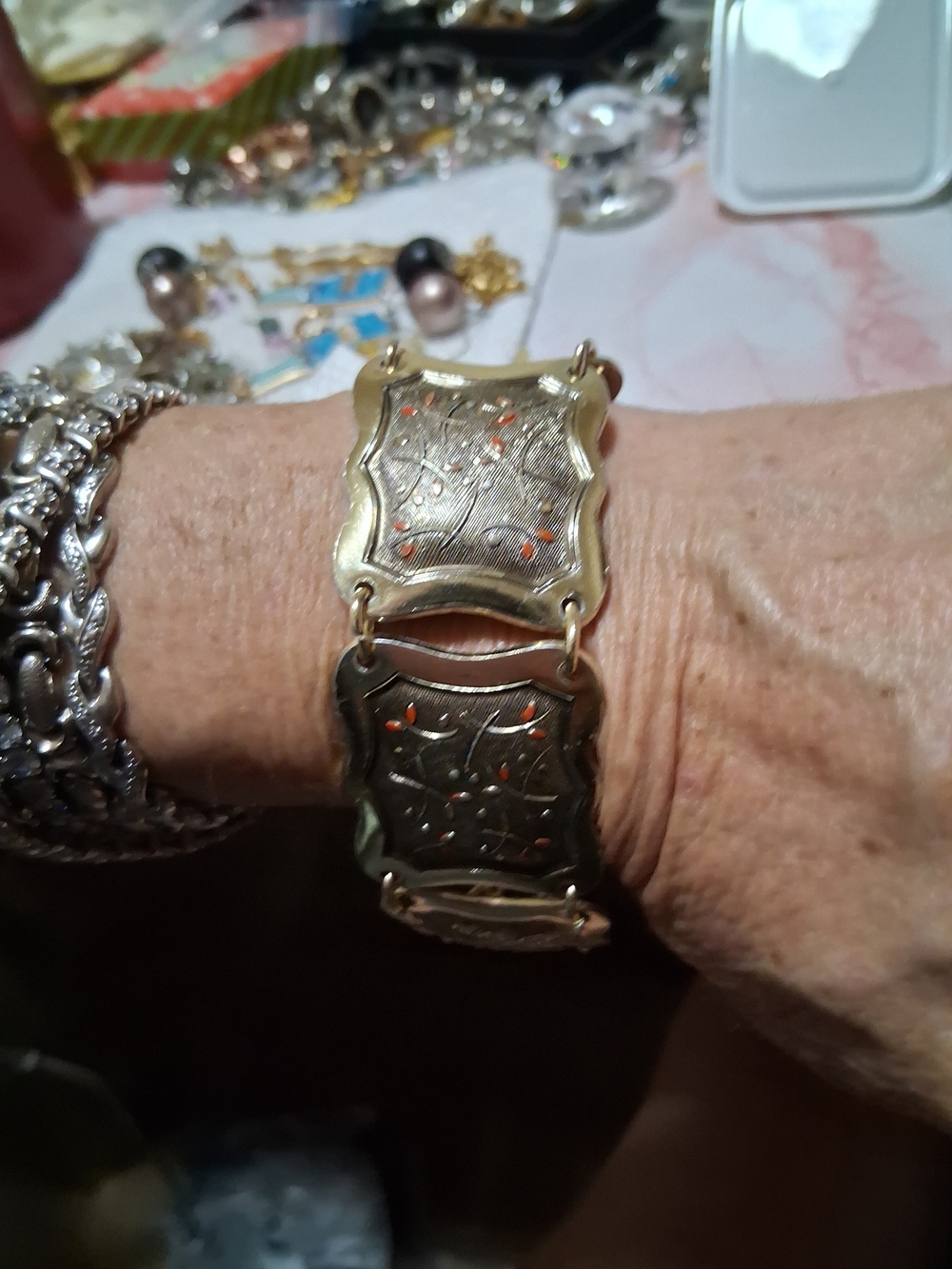 Source Unknown Gold-Tone Bracelet with Red Enamel Accents